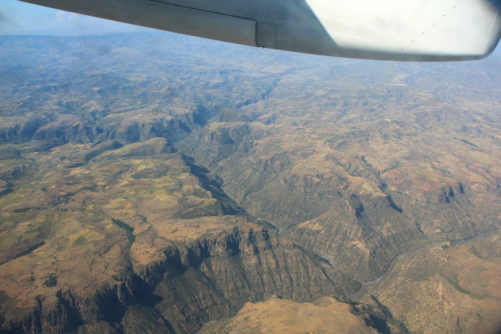 50-Mountainous Ethiopia from the air.jpg - Mountainous Ethiopia from the air